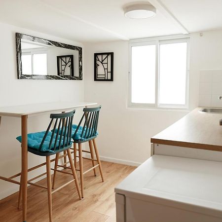 Theodor Apartments By Gamtiza Tel Aviv Bagian luar foto
