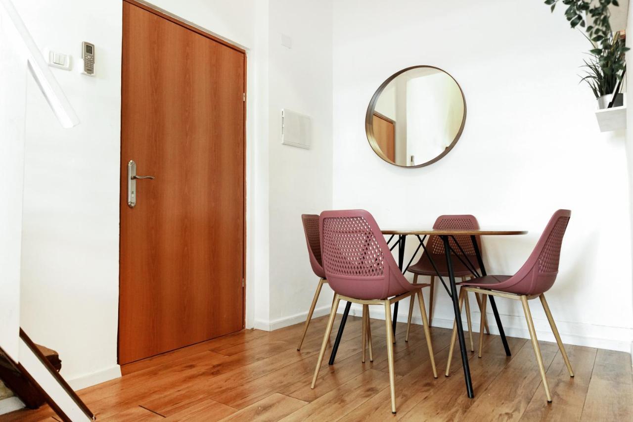 Theodor Apartments By Gamtiza Tel Aviv Bagian luar foto