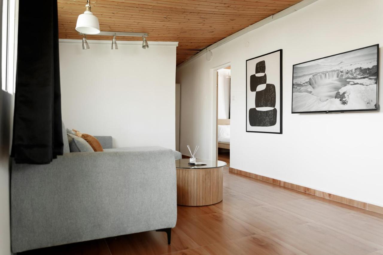 Theodor Apartments By Gamtiza Tel Aviv Bagian luar foto