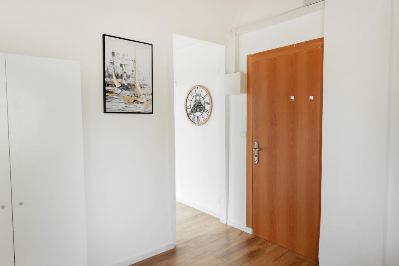 Theodor Apartments By Gamtiza Tel Aviv Bagian luar foto